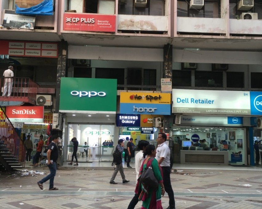 Computer & Mobile Retail showroom Nehru place south Delhi